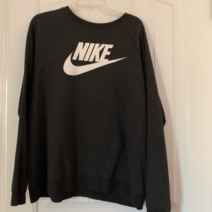 Dark charcoal/black Nike sweatshirt